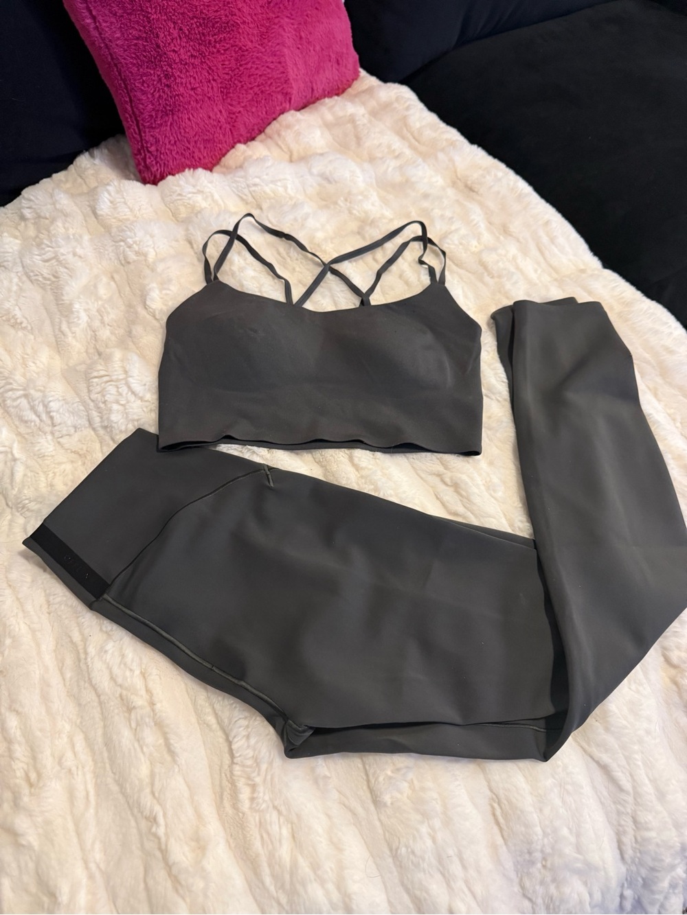 Offline Activewear set with sports bra and leggings